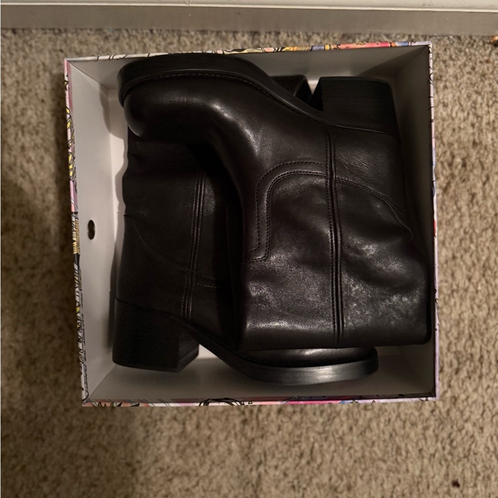 Jeffrey Campbell - Picture 5 of 11